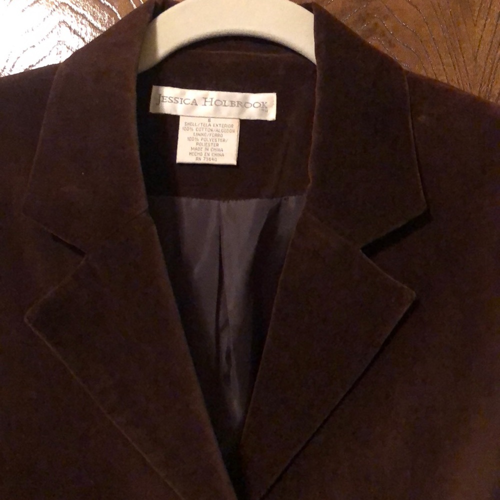Blazer - Picture 2 of 2